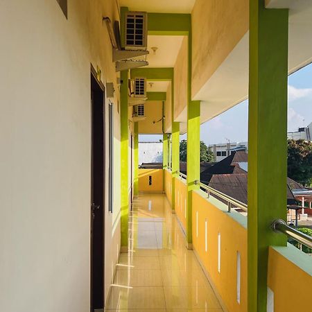 Teratai Residence Mitra Reddoorz ميدان المظهر الخارجي الصورة