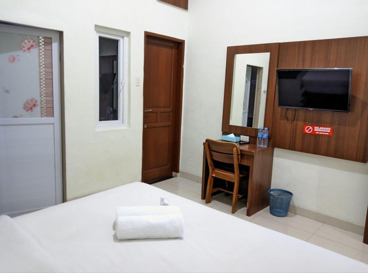 Teratai Residence Mitra Reddoorz ميدان المظهر الخارجي الصورة