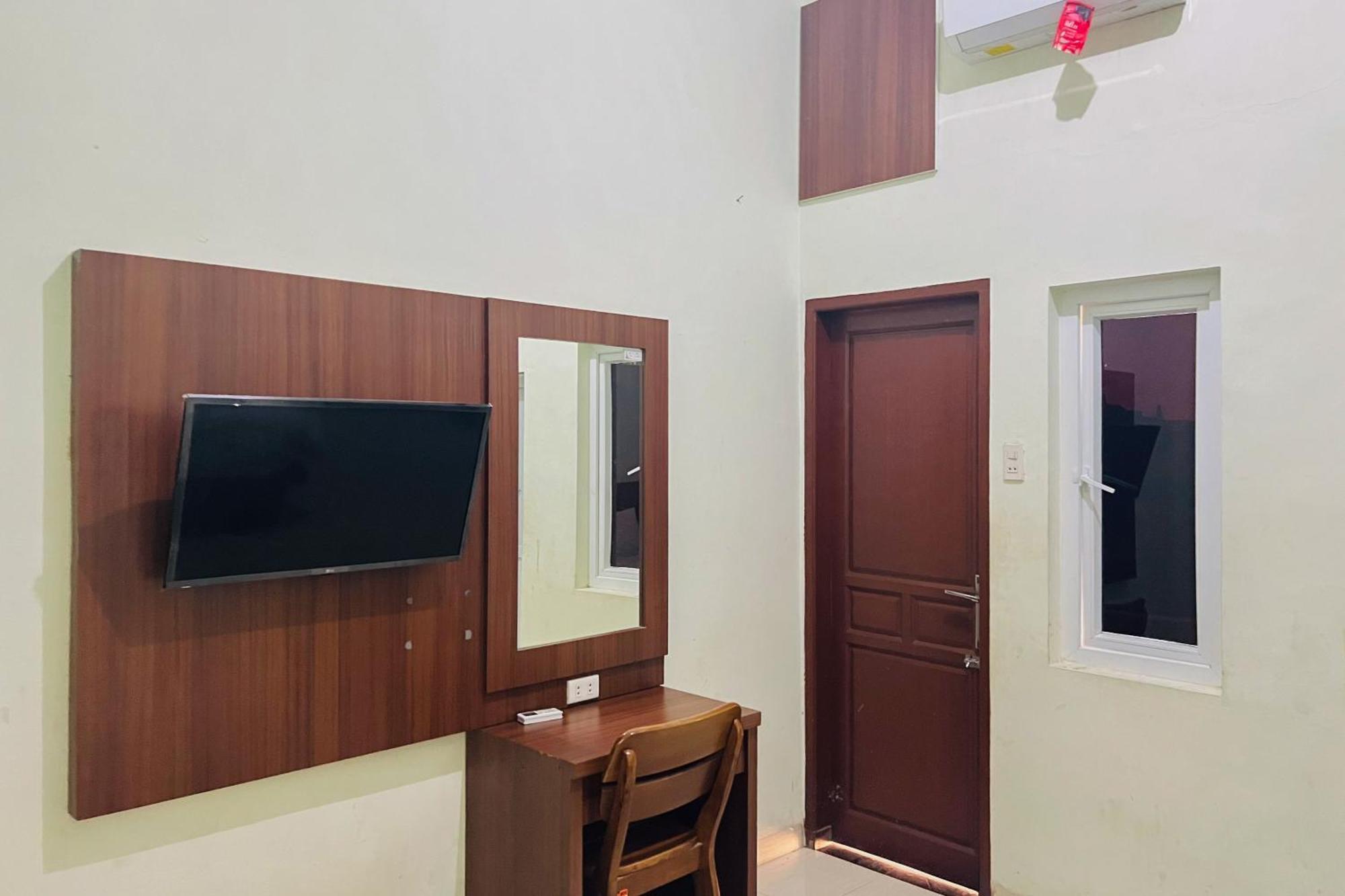 Teratai Residence Mitra Reddoorz ميدان المظهر الخارجي الصورة