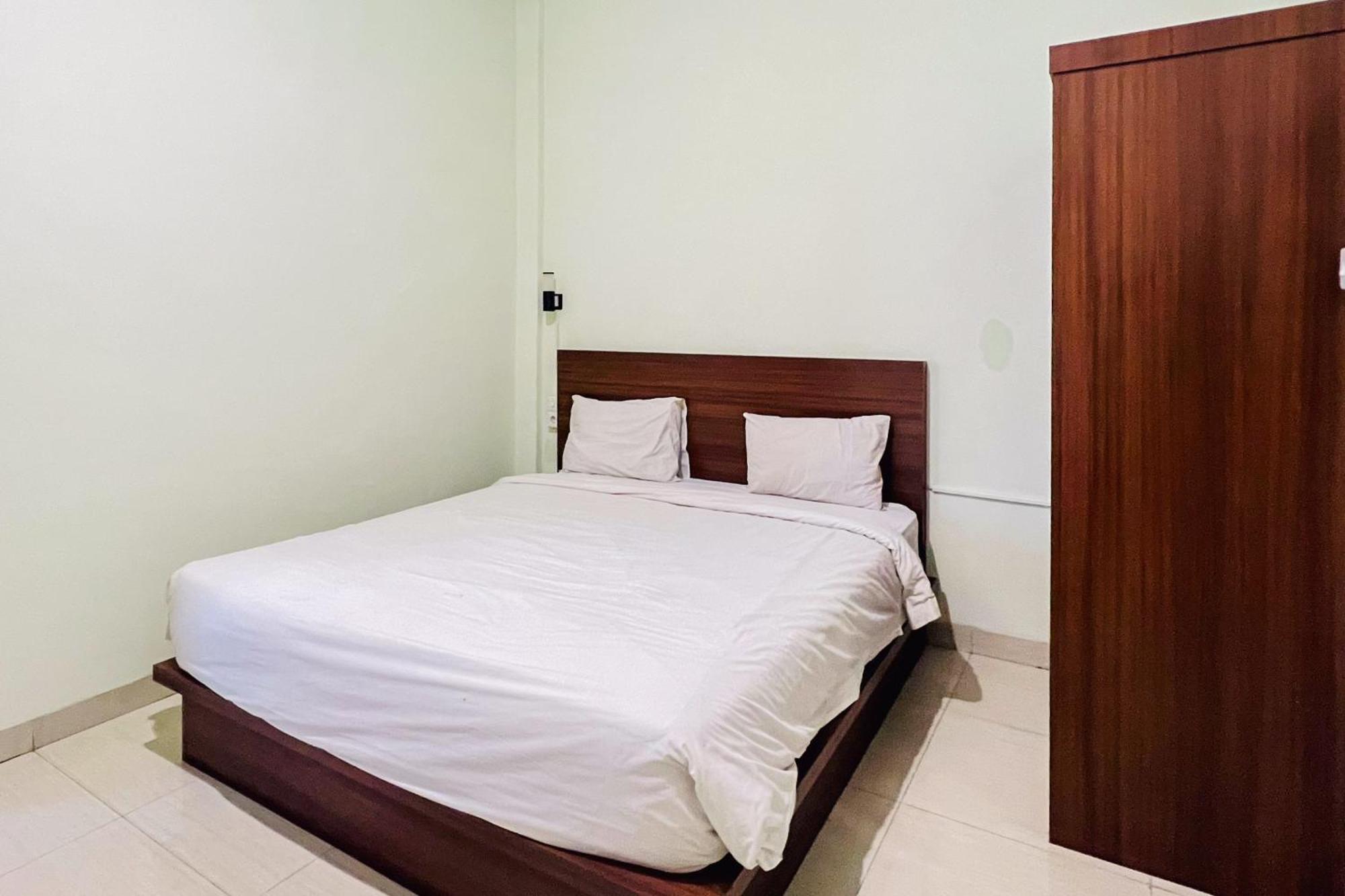 Teratai Residence Mitra Reddoorz ميدان المظهر الخارجي الصورة
