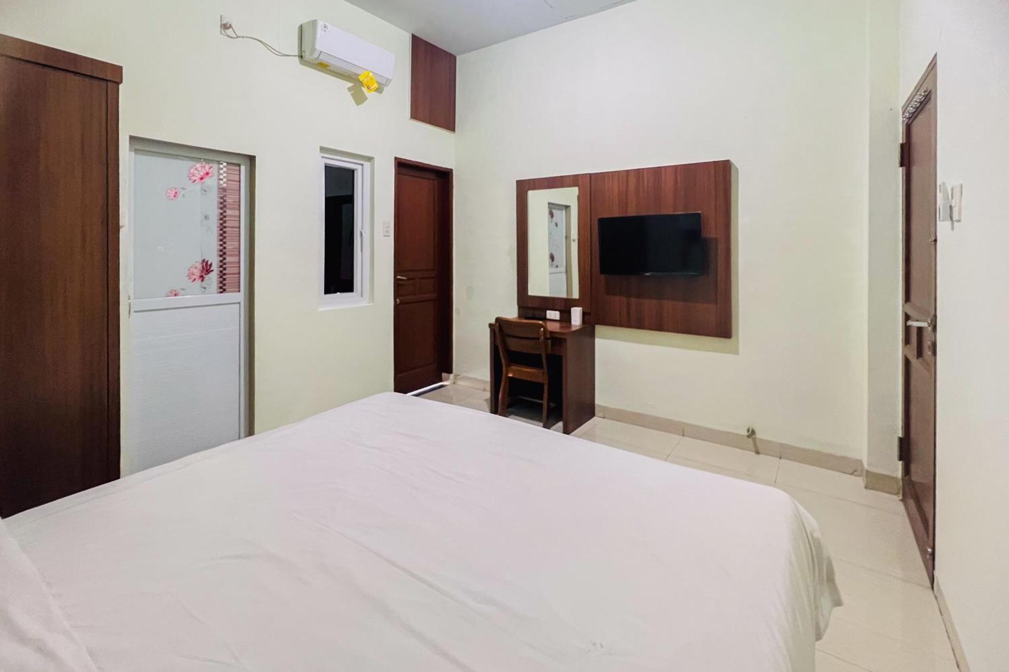Teratai Residence Mitra Reddoorz ميدان المظهر الخارجي الصورة